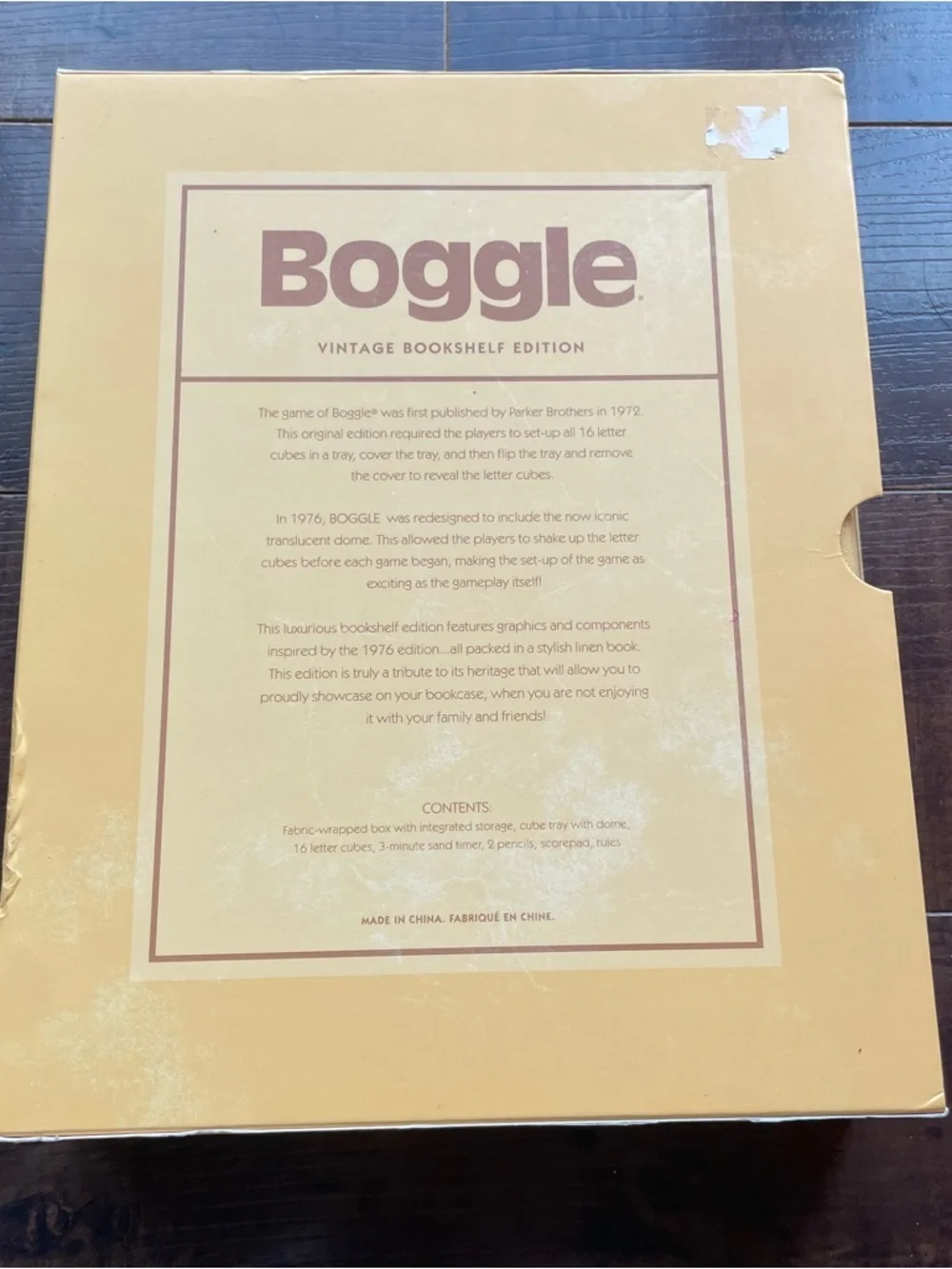 Boggle Vintage Bookshelf Edition Board Game - BNWOT - Picture 2 of 12